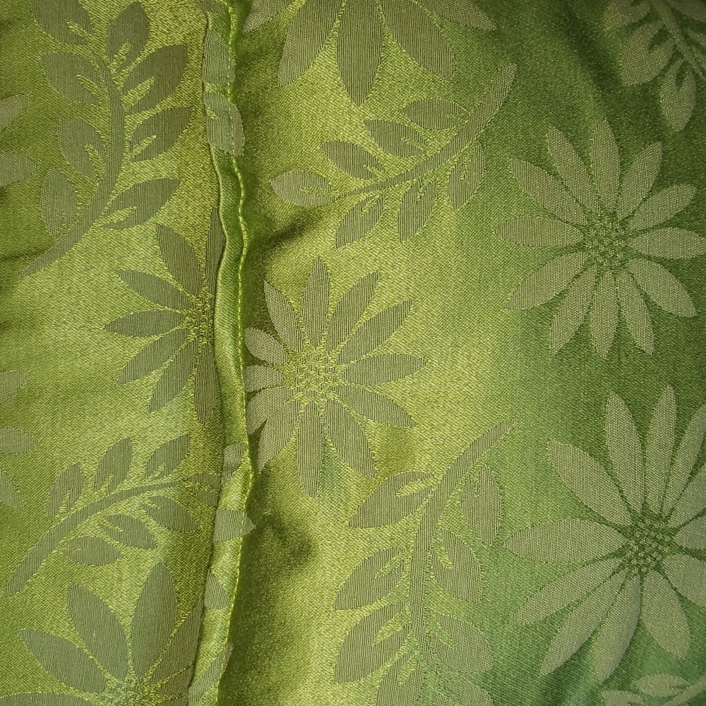 Pillows - Picture 4 of 5